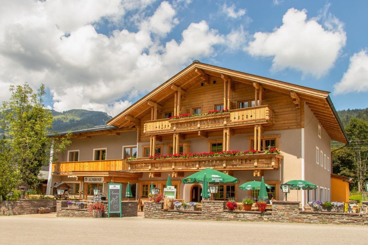 Alpengasthof Almrose Im Heutal Unken Esterno foto
